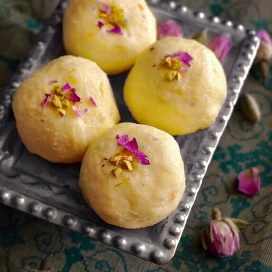 Bengali Kacha Golla - Recipe photo by EasycookingwithMolly