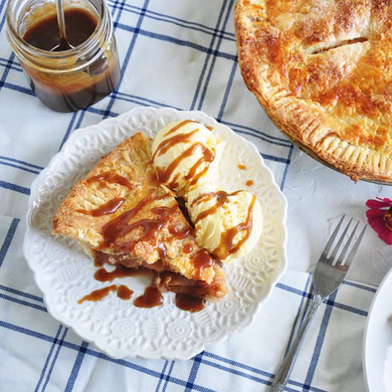 All American Apple Pie - Recipe photo by ramshacklepantry
