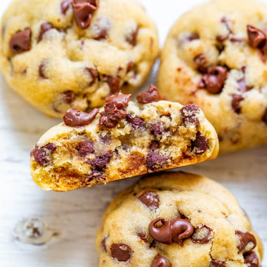 Mini Chocolate Chip Cookies - Recipe photo by Averie