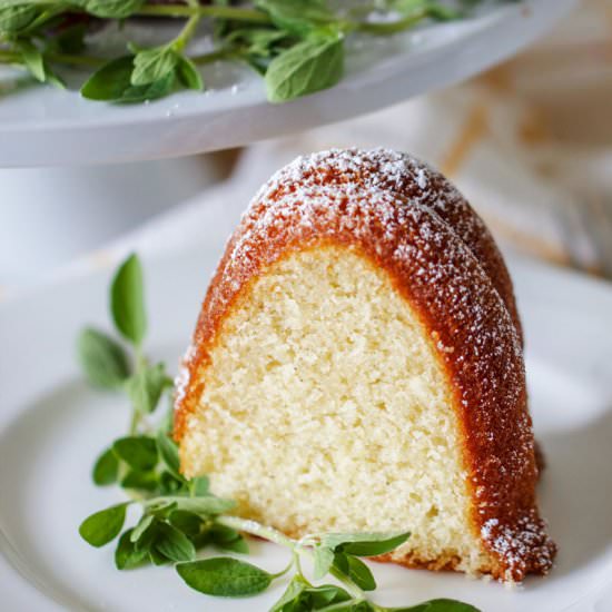 Vanilla Cardamom Pound Cake - Recipe photo by Damaris_Gore