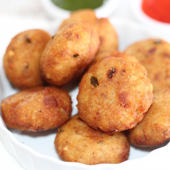 Aloo Poha Cutlets - Recipe photo by foodtrails25