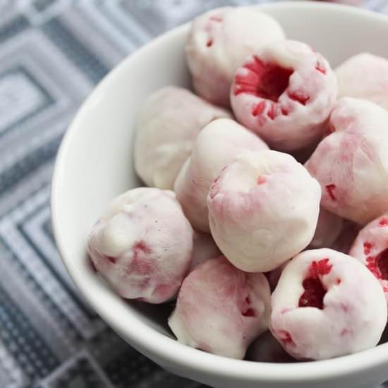 Frozen Yogurt Covered Raspberries - Recipe photo by ThanksToPinterest