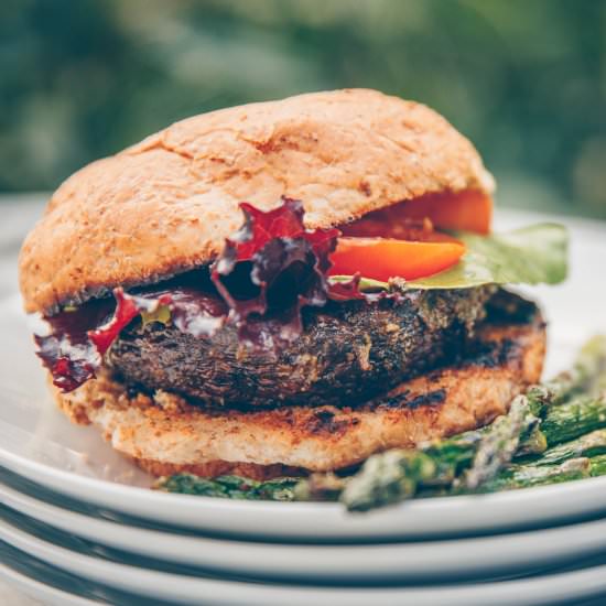 Portobello Pesto Burger (Vegan) - Recipe photo by eatwhatyousow
