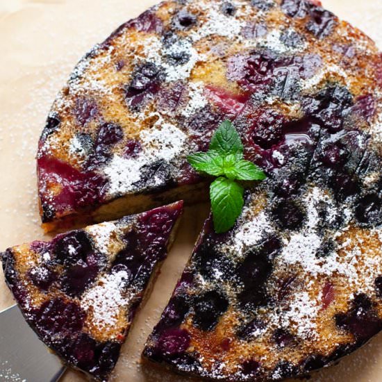 Vegan Berry Upside Down Cake - Recipe photo by karalydonRD