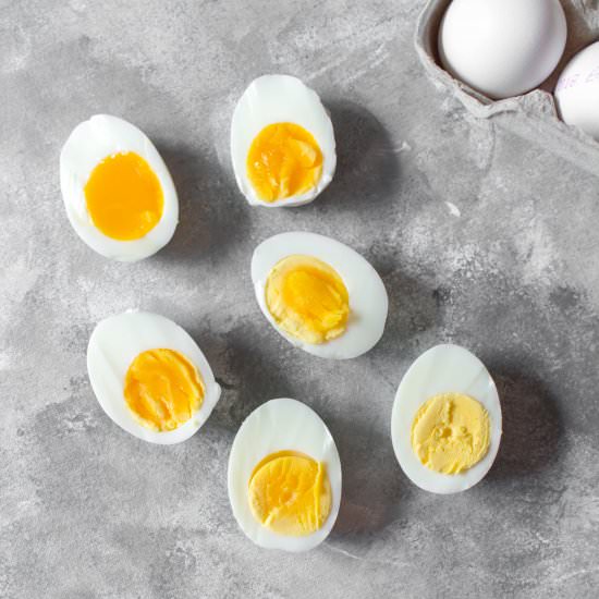 The Perfect Hard Boiled Eggs - Recipe photo by Carmy @ carmyy.com