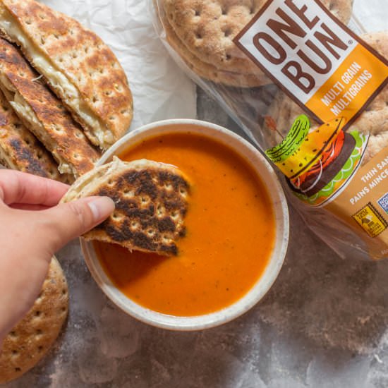 The Best Grilled Cheese - Recipe photo by Carmy @ carmyy.com