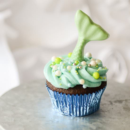Chocolate Mermaid Tail Cupcake - Recipe photo by tikkido