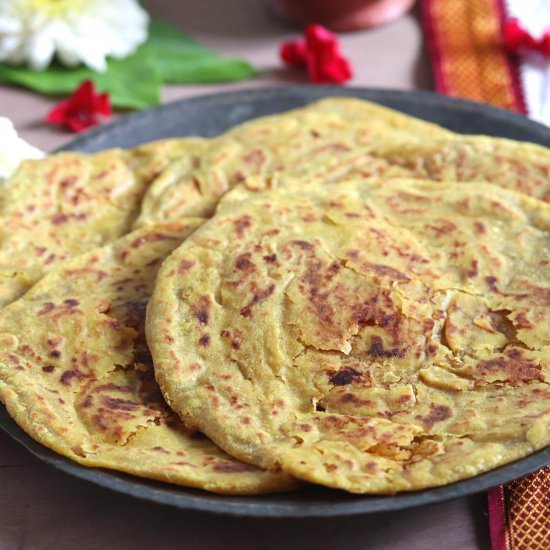 Holige or Bele Obbatu - Recipe photo by Masalachilli