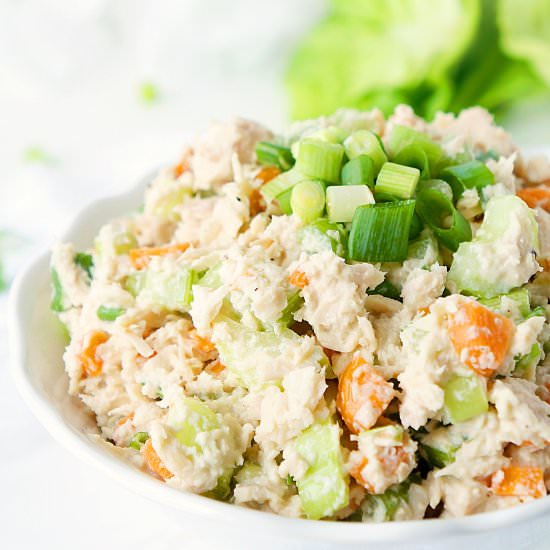 Mayo-free Creamy Tuna Lettuce Wraps - Recipe photo by Hauteandhealthy