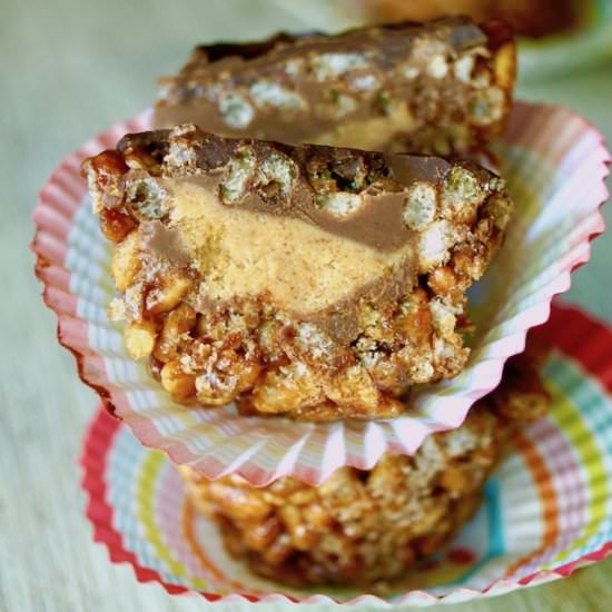 Peanut Butter Cup Krispie Treats - Recipe photo by cookingontheweekends