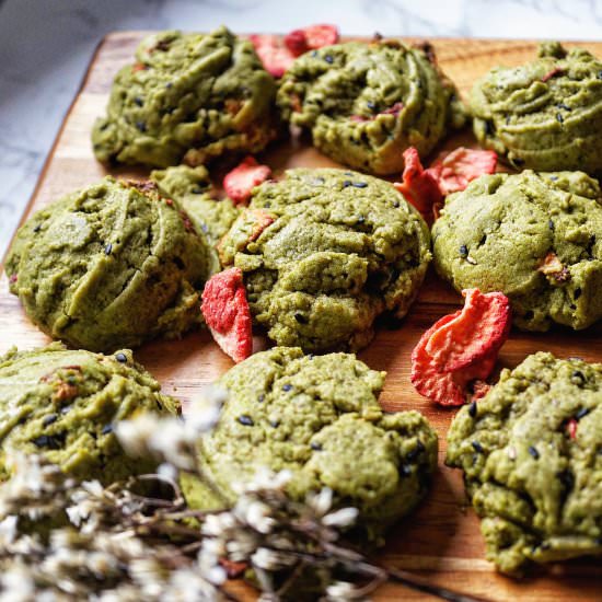 Matcha Strawberry sesame cookies - Recipe photo by misshangrypants