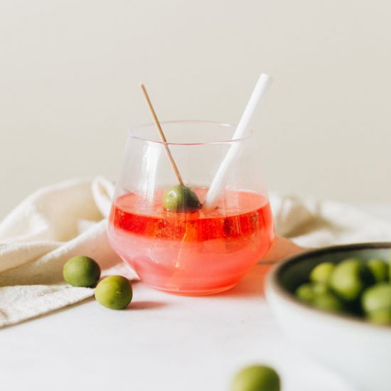 The Classic Aperol Spritz - Recipe photo by jojotastic
