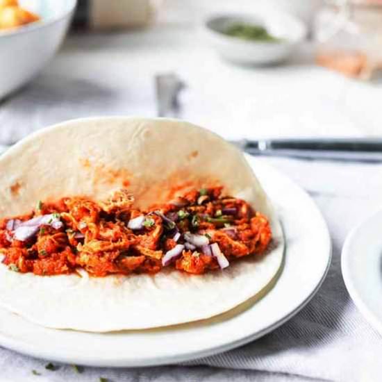 Chicken tinga - Recipe photo by thetortillachannel