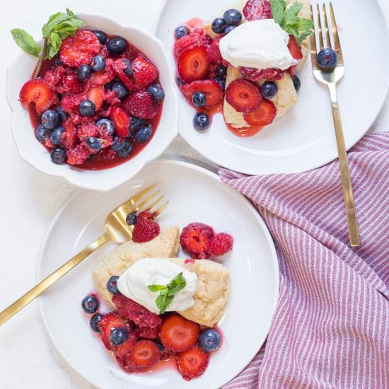 Macerated Berries and Whipped Cream - Recipe photo by Cook With Me Darling