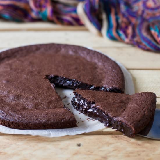 Kladdkaka, the Swedish gooey cake - Recipe photo by electricbluefood