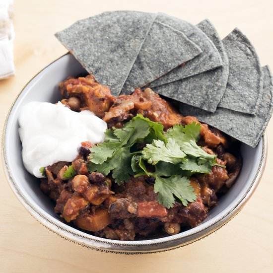 The best vegan chilli - Recipe photo by Mandy Sneaky Veg
