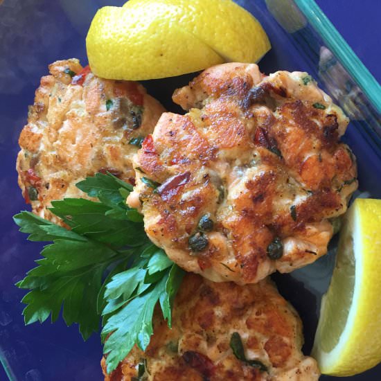 Fresh salmon and caper cakes - Recipe photo by amycaseycooks