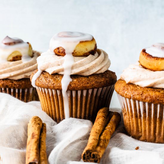Cinnamon Roll Cupcakes - Recipe photo by piesandtacos