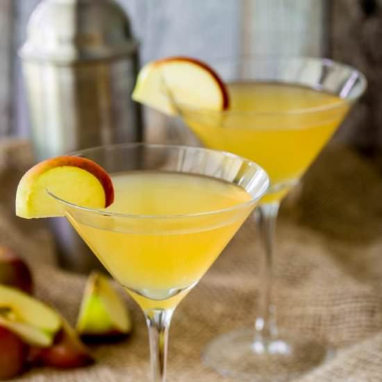 Caramel Apple Martini - Recipe photo by sprinkles and sprouts