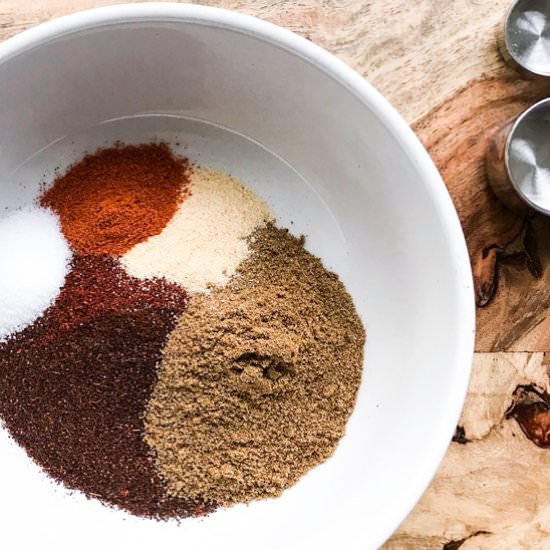 Easy Taco Seasoning - Recipe photo by thetravelpalate