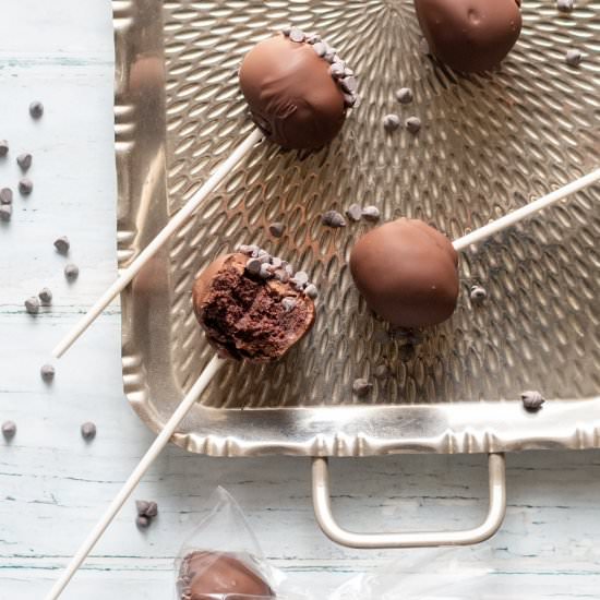 Gluten-Free Cake Pops - Recipe photo by gluten-free palate