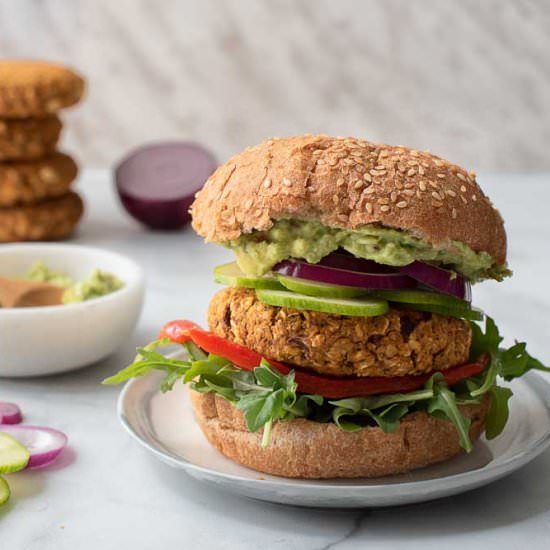 Vegan Chickpea Burger - Recipe photo by RiseShineCook