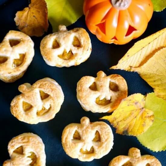 Jack-O’-Lantern Pumpkin Hand Pies - Recipe photo by mygorgeousrecipes