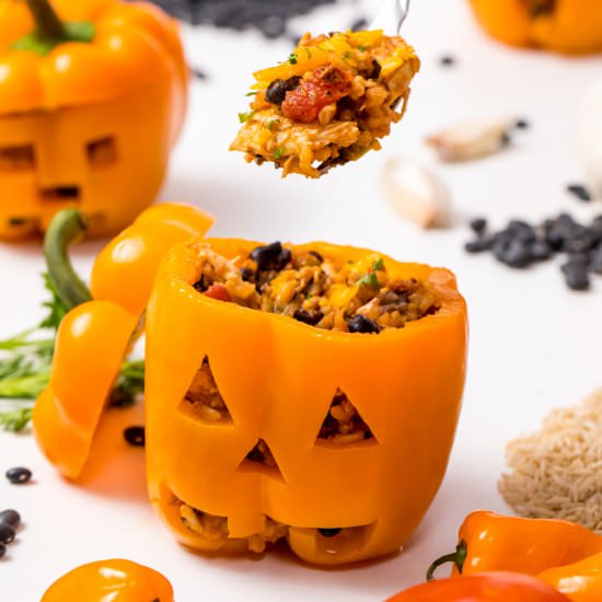 Jack-o'-lantern stuffed peppers - Recipe photo by thanksgiving
