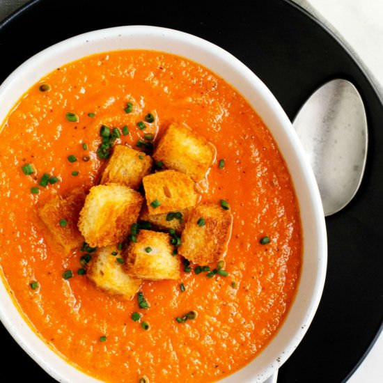 Easy Creamy Tomato Bisque - Recipe photo by PinchandSwirl