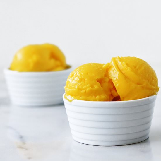 MANGO ALMOND ICE CREAM - Recipe photo by BrightBird