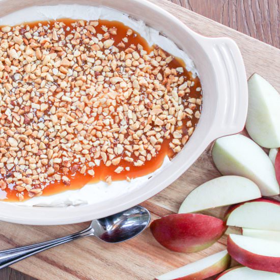 Caramel Apple Dip - Recipe photo by Cheesecurdinparadise