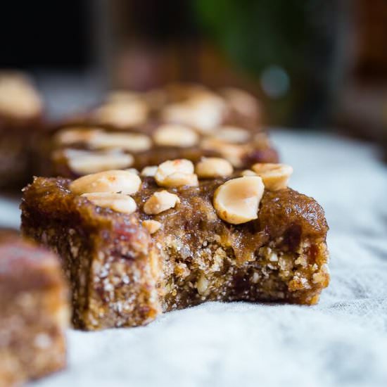 Caramel Apple Kettle Corn Bars - Recipe photo by foodfaithfitness