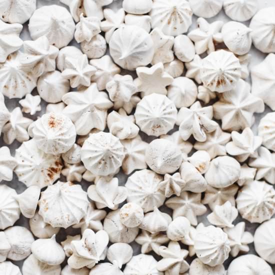 Malted Meringue Kisses - Recipe photo by teakandthyme