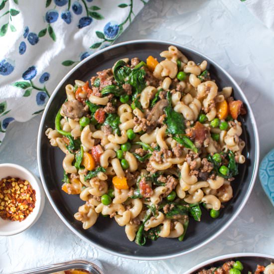Instant Pot Cheeseburger Pasta - Recipe photo by Carmy @ carmyy.com