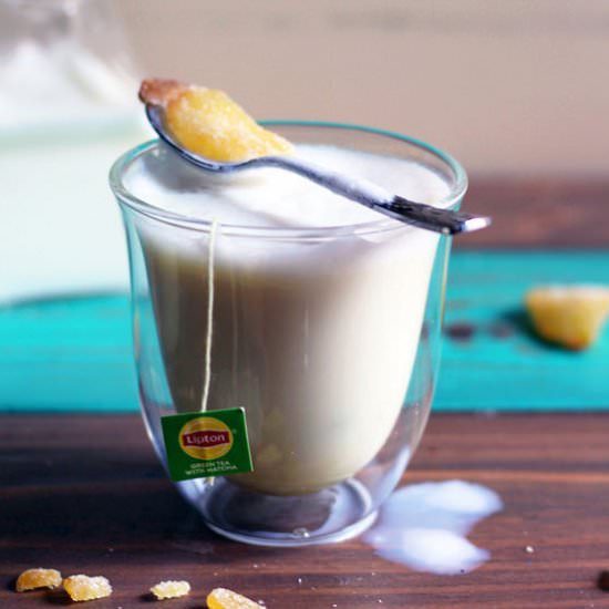 Ginger Matcha Green Tea Latte - Recipe photo by AmyGorinNutrition