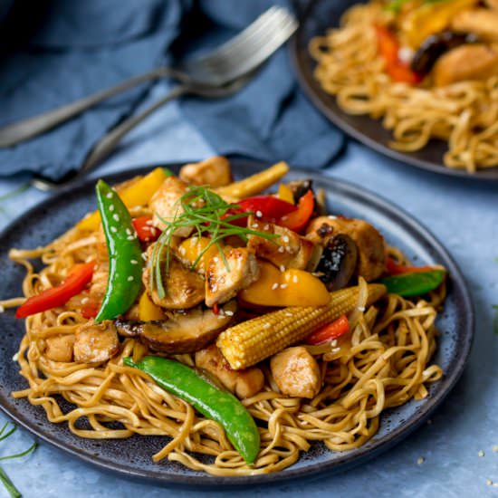 Honey Soy Chicken Stir Fry - Recipe photo by KitchenSanctuary