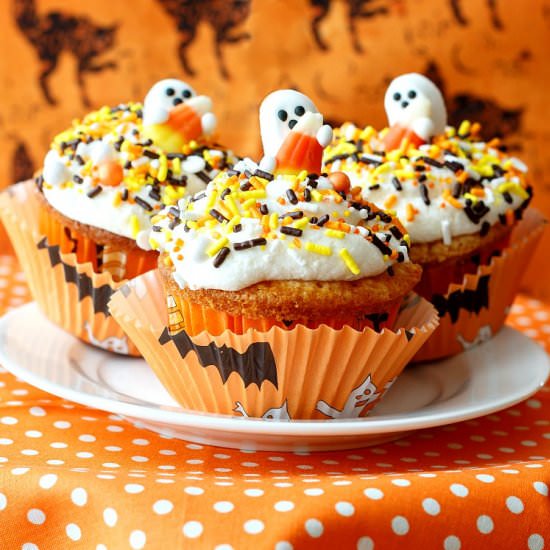 Candy Corn Cupcakes - Recipe photo by onlinepastrychef