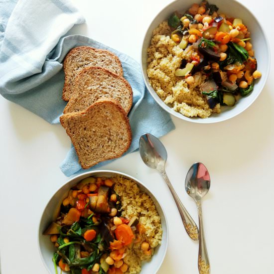 Harvest Veggie Stew with Quinoa - Recipe photo by silviamagda