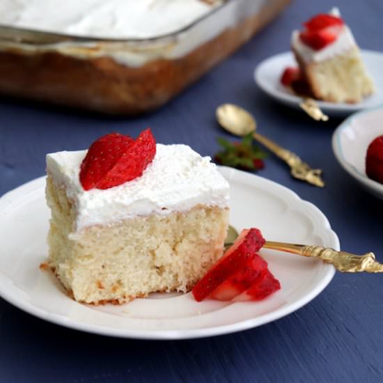 Dulce de leche cake - Recipe photo by torviewtoronto