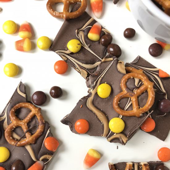 Halloween Chocolate Boo Bark - Recipe photo by cookiesandcalligraphy