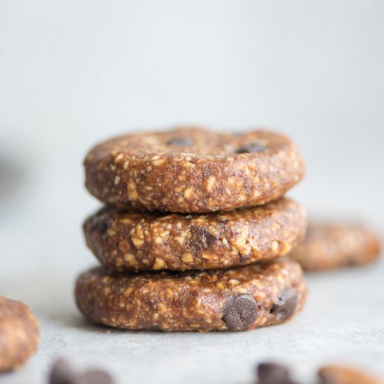 No-Bake Almond Chip Cookies - Recipe photo by runningonrealfood