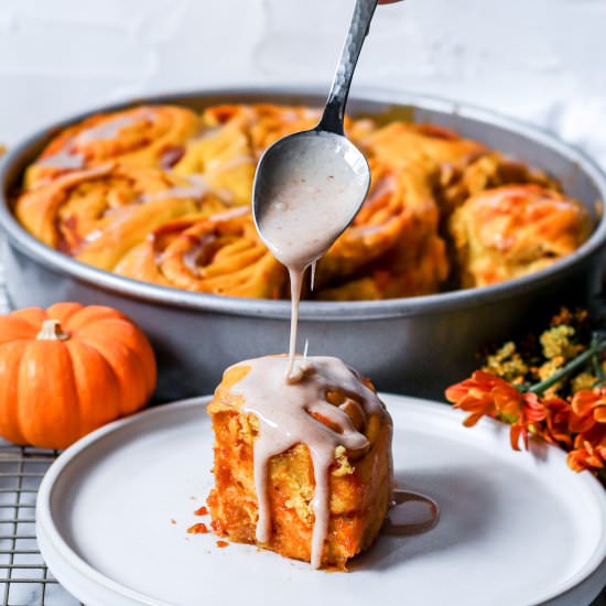 Vegan Pumpkin Cinnamon Buns - Recipe photo by ShortGirlTallOrder