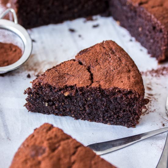 Flourless Chocolate Hazelnut Cake - Recipe photo by sugarsaltmagic
