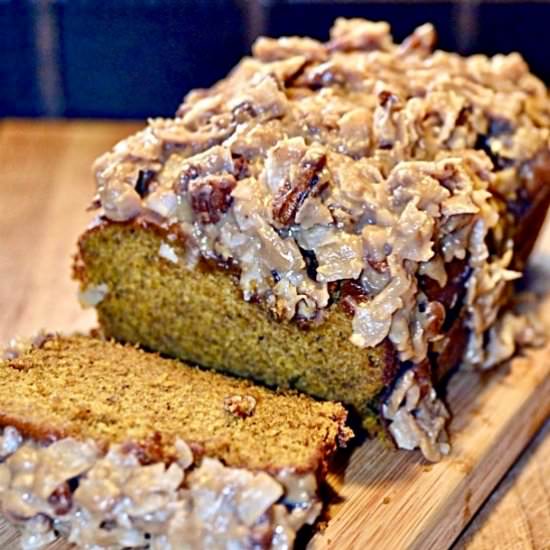 Pumpkin Bread with Topping - Recipe photo by Kitchengetaway