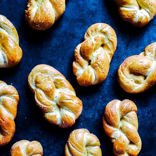 Homemade Soft Pretzels - Recipe photo by erhardtseat