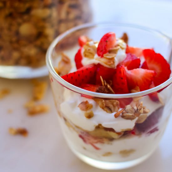 Coconut Vanilla Almond Granola - Recipe photo by forksandstraws