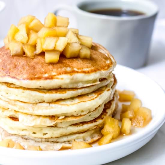 Apple Cinnamon Pancakes - Recipe photo by cookingformysoul