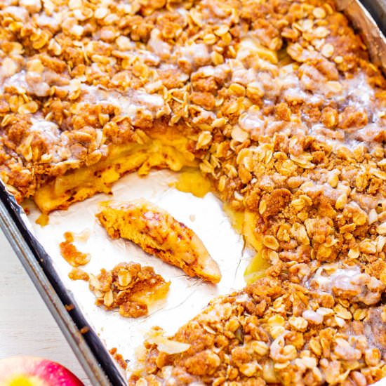 Cinnamon Roll Apple Crisp - Recipe photo by Averie