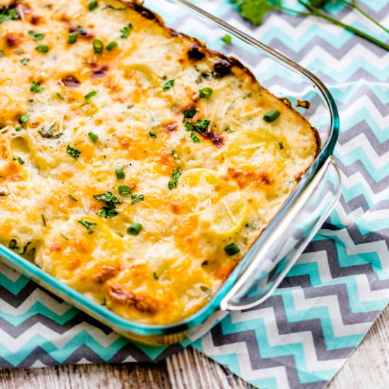 Cheesy Scalloped Potatoes - Recipe photo by How Daily