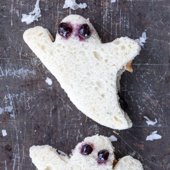 peanut butter and jelly ghosts - Recipe photo by Chewable Structures